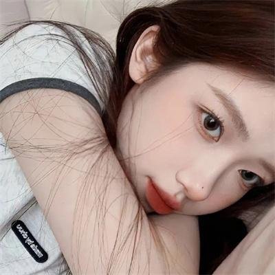 某影帝之子又出大瓜：晒豪宅名表，被批炫富，深夜